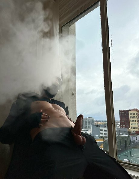 アジアン潮吹き オンリーファンズ エロ 写真