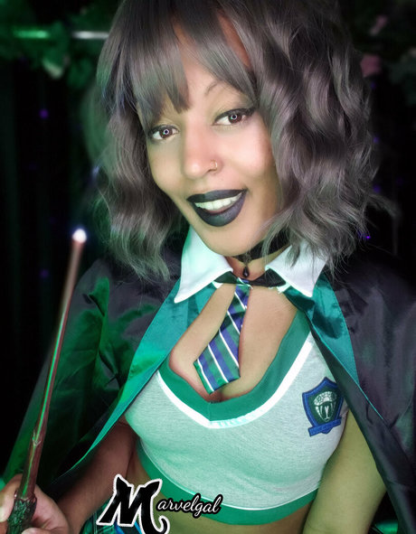 アヘ顔 オンリーファンズ セクシー アーカイブ