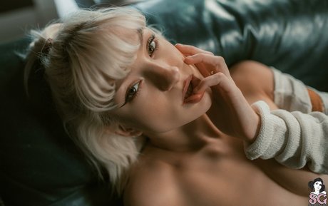 巨大ディルドオンリーファンズ 無料アダルト 写真