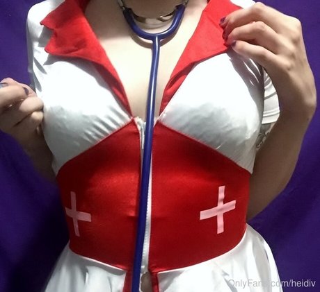 裸の女の子オンリーファンズ エロチック ギャラリー