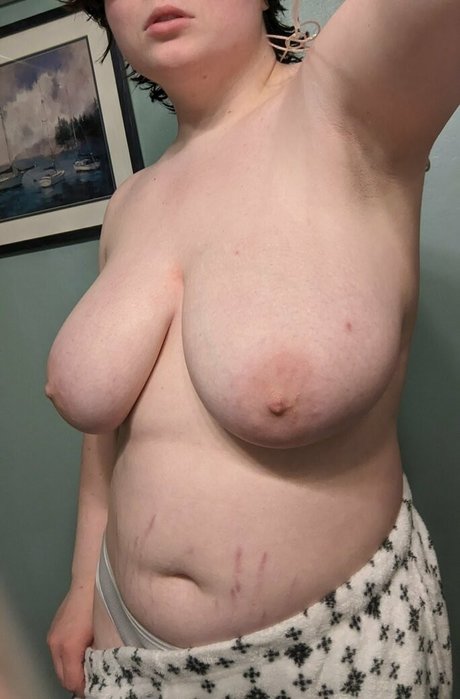 yeyeasyeyeas ポルノスター 無料 ギャラリー