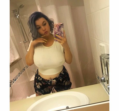 アナルコスプレオンリーファンズ 無料裸 写真