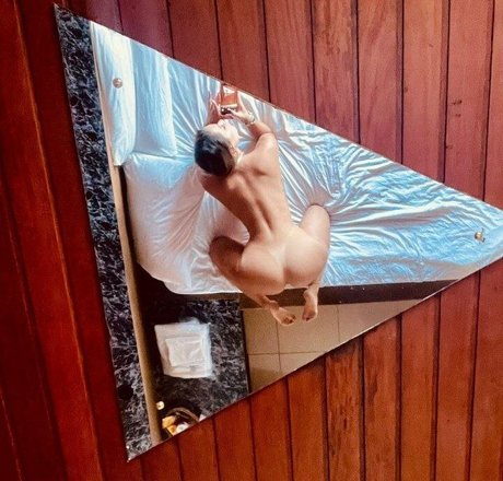 Rivania Guimaraes セックスポルノスター ギャラリー