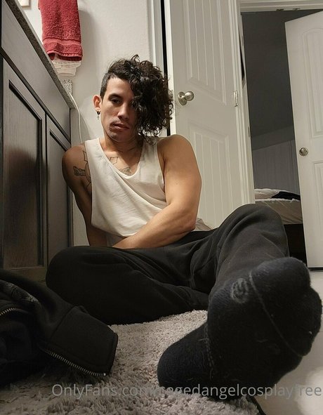 cagedangelcosplayfree xxxスター ギャラリー