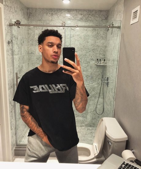 サマートランスオンリーファンズ 美しいポルノ ギャラリー