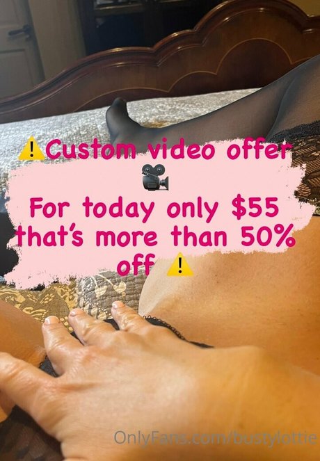 bustylottie トップモデル ギャラリー