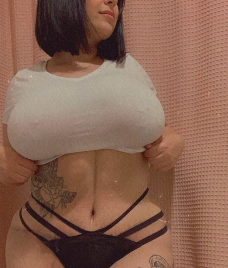 jojovixxenvip ポルノモデル 画像