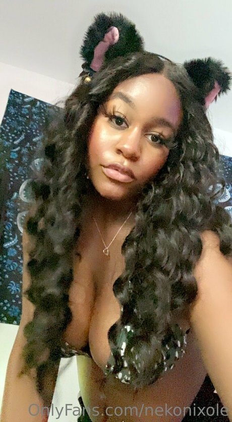 nekonixole ヌードスター 写真