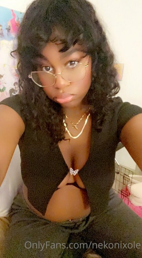 nekonixole ヌードモデル 写真