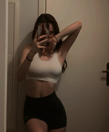 Caponce ポルノスター アーカイブ