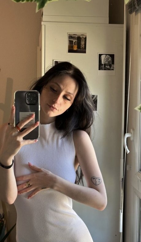 Caponce ホットモデル ギャラリー