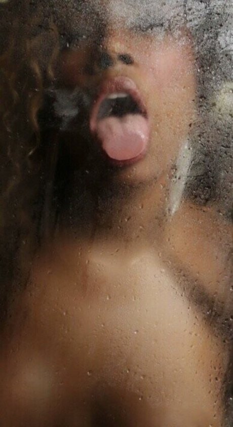 アマチュアペッギングオンリーファンズ xxx 写真