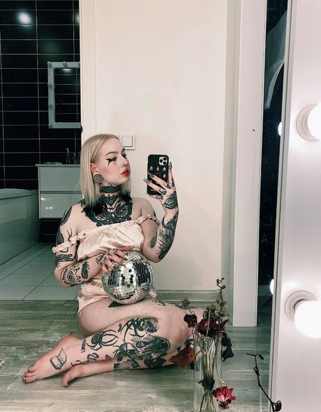 dariamilk セクシーなスター 写真