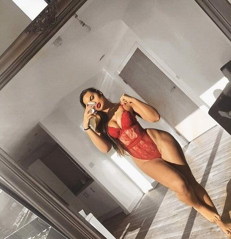 中出し 主観 オンリーファンズ えろた 画像