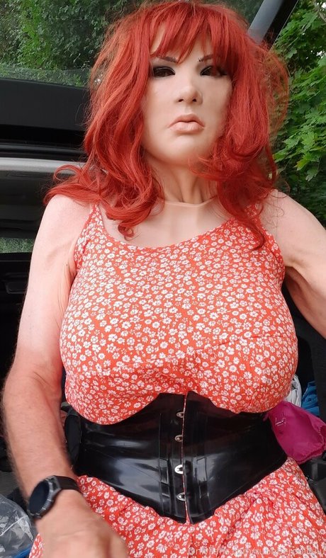 rubbberdolllulu 高品質女優 ギャラリー