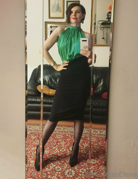 mistresselena アダルトモデル 画像