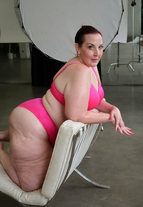 kourtneycakeshub ホットなポルノスター 画像