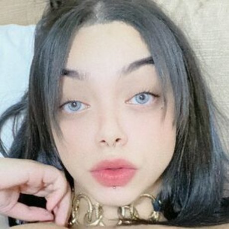 Maria Eduarda Carniello 独占ポルノスター 写真