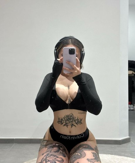 Man bgmn ポルノスター 写真