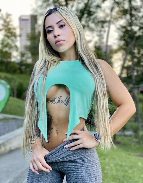 大学のアジア人オンリーファンズ 無料エロ アーカイブ