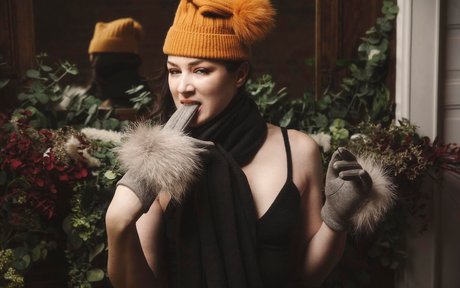 Jessica Stoyadinovich ポルノスター 素敵 写真