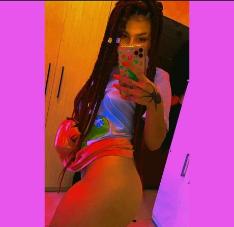 Lilbabyvennom セックスモデル 写真