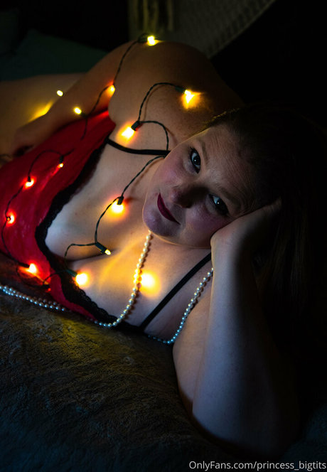 princess bigtits 完璧なモデル 写真