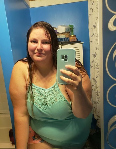 足 熟女 オンリーファンズ 限定 画像