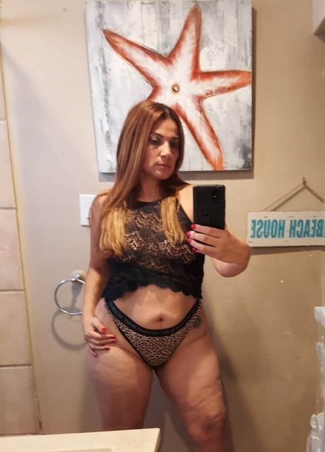 アジアの無料オンリーファンズ ホット 画像