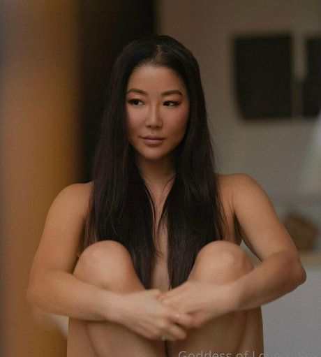 moonmaison 美しいポルノスター 写真