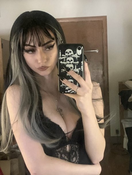 asianshedevil HDスター 写真