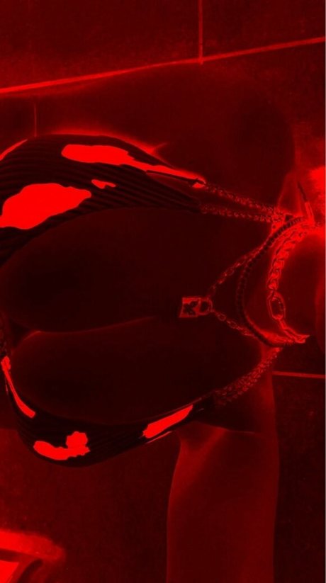 巨大ディルドオンリーファンズ HD アーカイブ