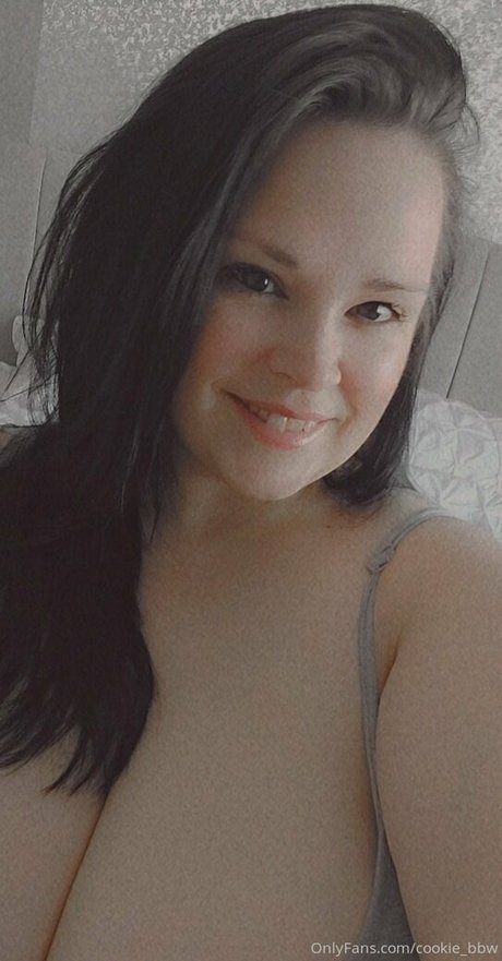 曲線美の女の子オンリーファンズ アダルト ギャラリー