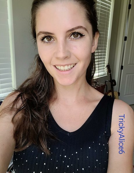 Trickyalice6 かわいいポルノスター ギャラリー