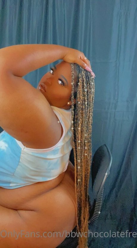 bbwchocolatefree ヌードモデル 写真