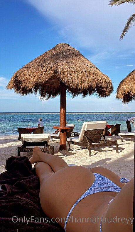 hannahaudreyy セックス女優 写真