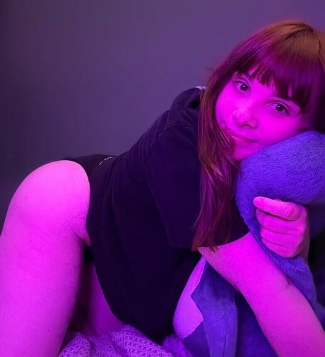 Alix Fembug 独占女優 写真