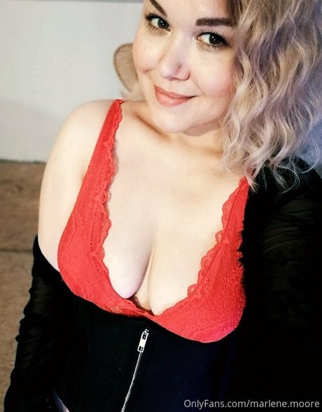 シャワー3P オンリーファンズ セクシー ギャラリー