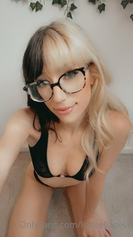 littleelladevil ポルノ女優 写真