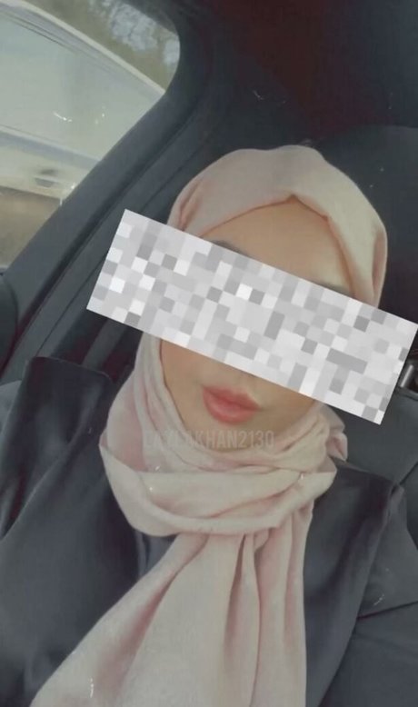 Layla Khan ポルノスター 独占 写真