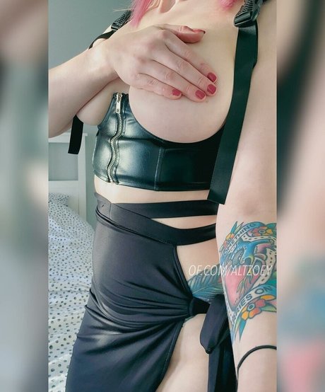 巨乳アマチュアオンリーファンズ xxx 画像