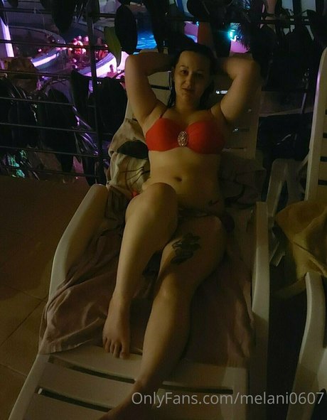 melani0607 ヌードモデル 写真