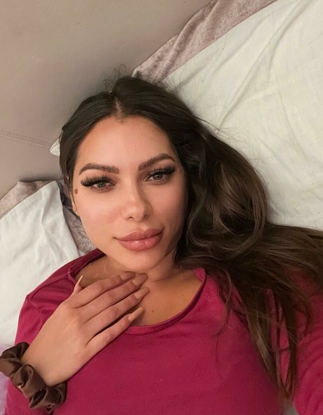 巨大ディルドオンリーファンズ 無料xxx 写真