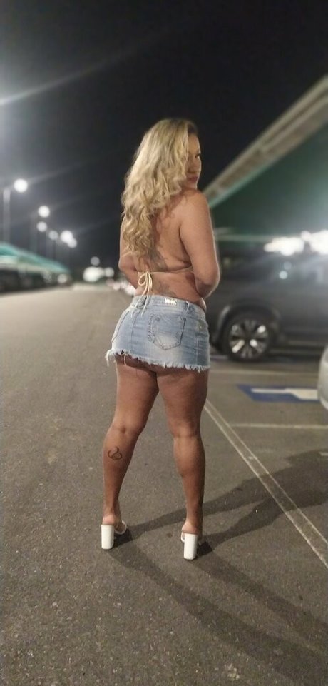 曲線美のアジア人オンリーファンズ ホット裸 写真