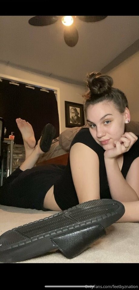 大学のアジア人オンリーファンズ 美しいポルノ 写真