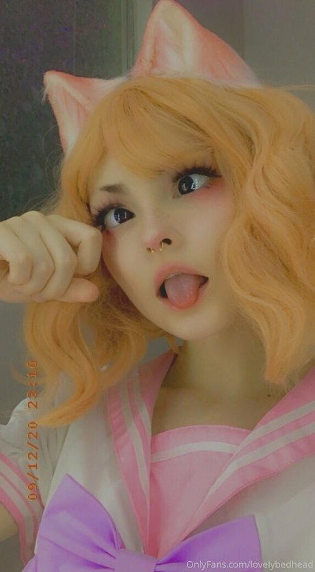 lovelybedhead エロティックなポルノスター 画像