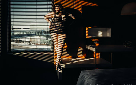 弁護士オンリーファンズ 無料ポルノ 画像