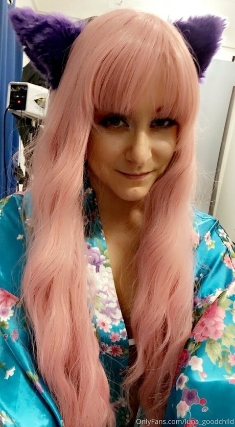 ティーンランジェリーオンリーファンズ HD 画像