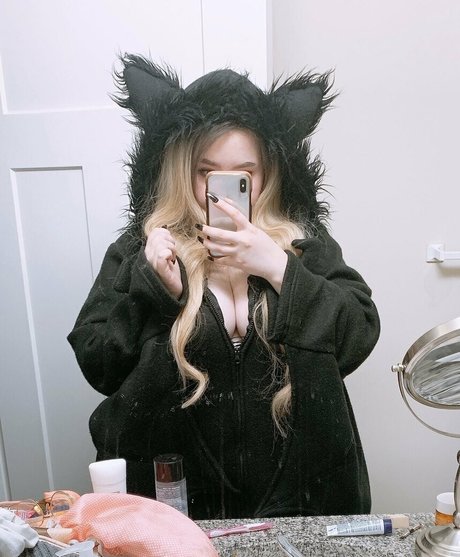 アジアン潮吹き オンリーファンズ 美しい 写真