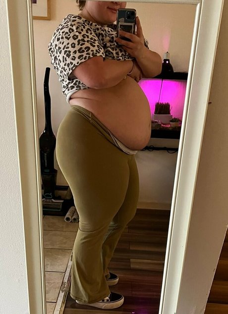 squishwhore HDポルノスター 写真